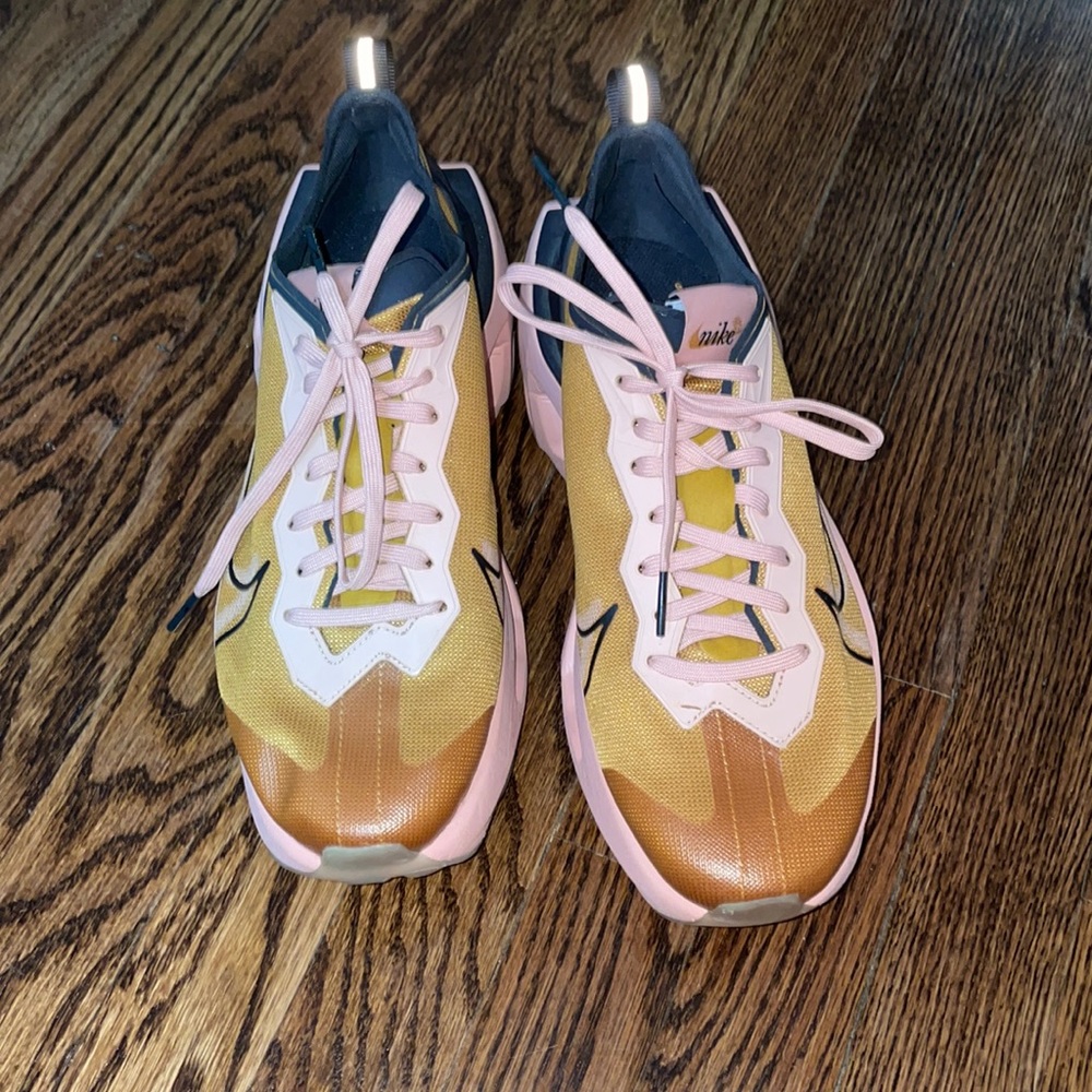 nike foam platform shoes
